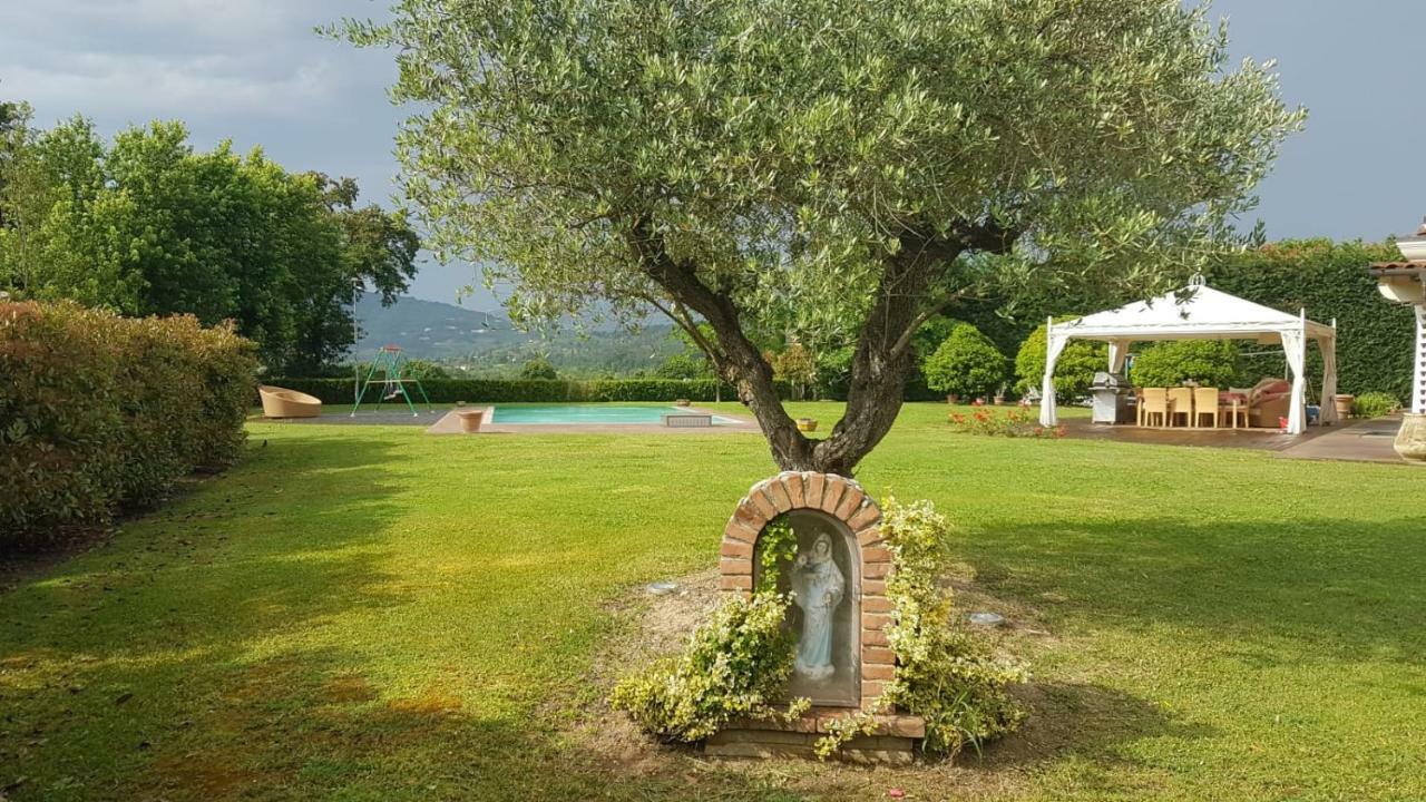 لوكا La Villa Nel Bosco المظهر الخارجي الصورة